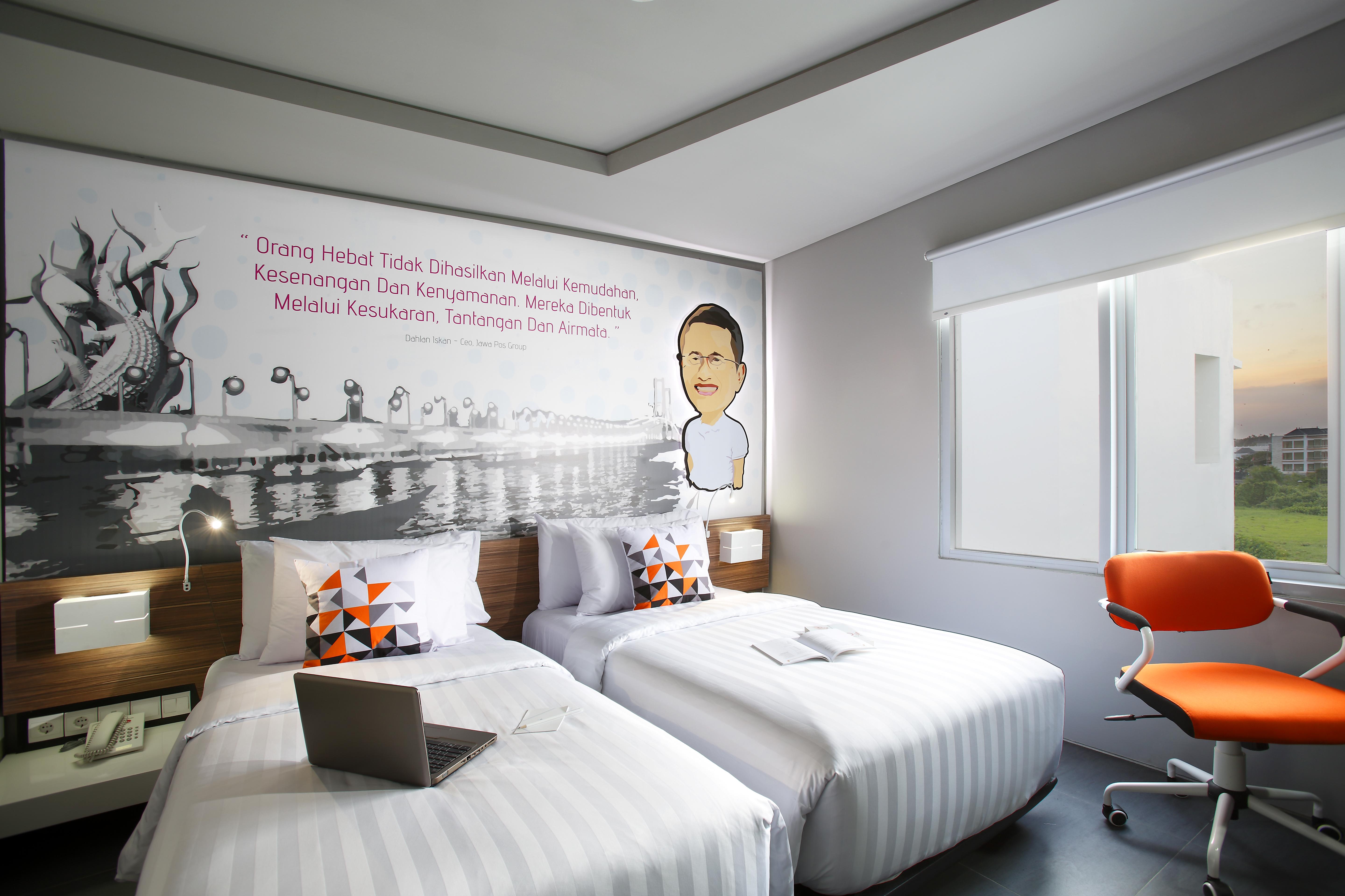 Berry Biz Hotel Seminyak  Bagian luar foto